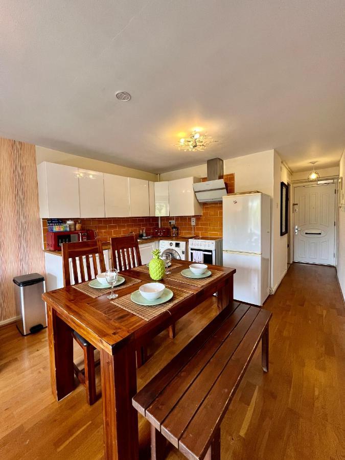 Great 2 Bedrooms Apartment 15 Mins From The Centre لندن المظهر الخارجي الصورة